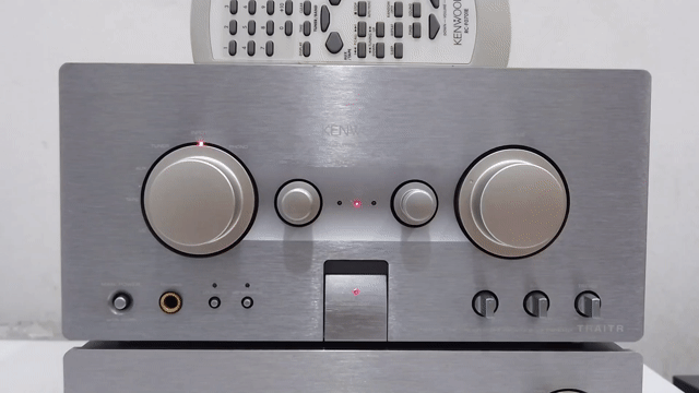 Ampli Kenwood KAF-5002 chạy 4 sò than, CS 110W. Mua bán Tivi, Âm thanh tại Thành phố Thủ Dầu Một Bình Dương được đăng bởi Lê Nguyễn Audio hình 1