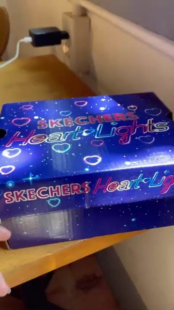 Giày thể thao Skechers Heart Lights Bé gái. Mua bán Mẹ và bé tại Thành phố Mỹ Tho Tiền Giang được đăng bởi Phượng  hình 1
