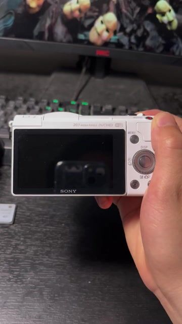 Máy ảnh Sony a5000 Trắng. Mua bán Máy ảnh, Máy quay tại Huyện Thanh Trì Hà Nội được đăng bởi Long Vũ  hình 1