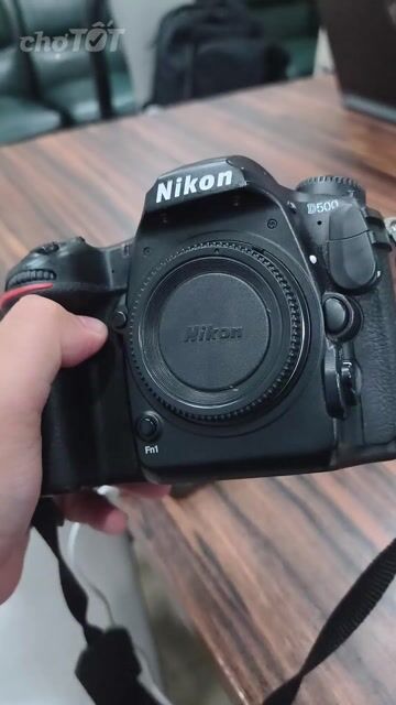 Máy ảnh Nikon D500 Đen Đã sử dụng. Mua bán Máy ảnh, Máy quay tại Quận 7 Tp Hồ Chí Minh được đăng bởi Nguyễn Phúc Khang hình 1