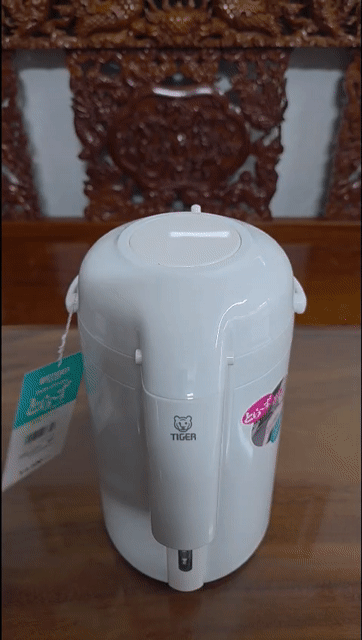 Bình thủy Tiger PNM-A220 2.2L Trắng Nhật Bản. Mua bán Bếp, lò, đồ điện nhà bếp tại Thị xã Tân Châu An Giang được đăng bởi Tuyền chuyên hàng nhật hình 1