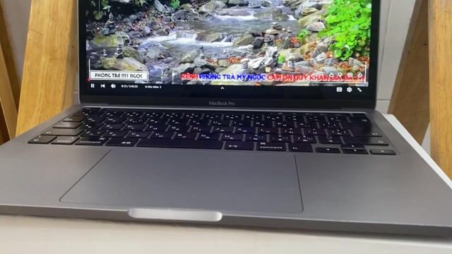 Macbook Pro 2020  i5 16GB/256GB. Mua bán Laptop tại Quận Bình Thạnh Tp Hồ Chí Minh được đăng bởi NGUYEN THI NGOC BINH  hình 1