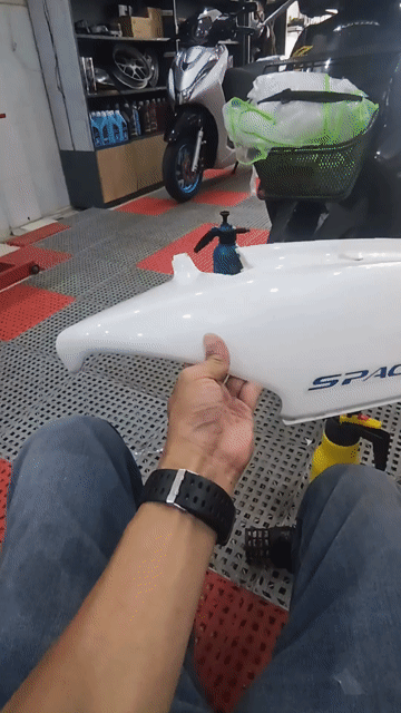 Dịch vụ dán PPF TPU Honda Spacy 125. Dịch vụ tại Quận 10 Tp Hồ Chí Minh được đăng bởi Luc Wrap hình 1