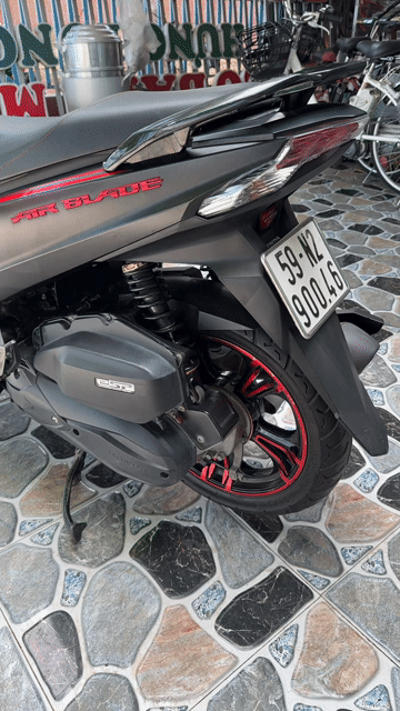 Honda Air Blade 2017 Đen. Mua bán Xe máy tại Huyện Cần Đước Long An được đăng bởi Hiếu Trần hình 1