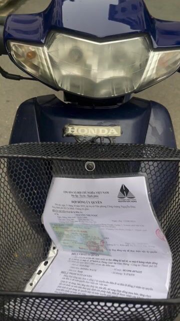 wave 2005 chính chủ máy zin êm chưa làm máy đẹp. Mua bán Xe máy tại Quận 1 Tp Hồ Chí Minh được đăng bởi văn hưng hình 1