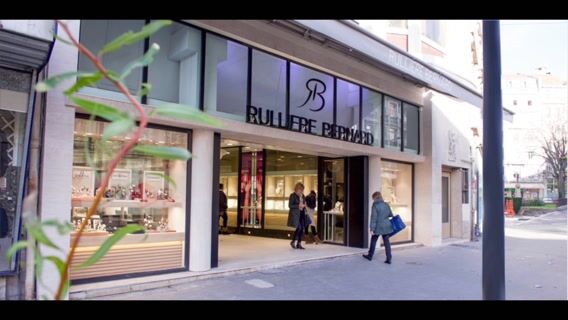 Joaillier : la passion du detail.