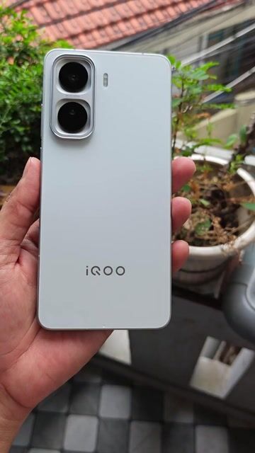 iQOO Neo11 256GB Trắng zin đẹp. Mua bán Điện thoại tại Quận Thanh Khê Đà Nẵng được đăng bởi Anh đen hình 1