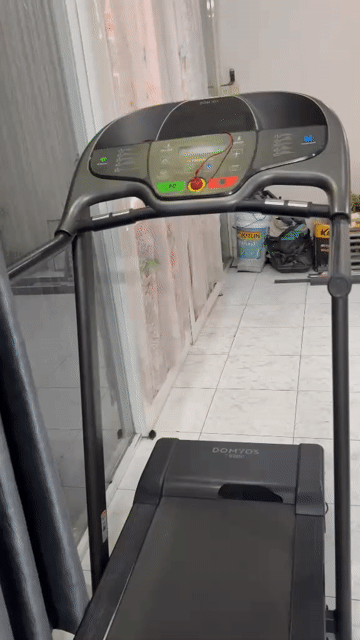 Máy chạy bộ Domyos T520B Đen. Mua bán Đồ thể thao, Dã ngoại tại Quận 5 Tp Hồ Chí Minh được đăng bởi Duy Khanh hình 1