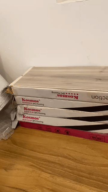 Sàn gỗ nhựa hèm khóa Kosmos, mới 99%, sale >70%. Mua bán Nội thất, đồ gia dụng khác tại Quận Bình Thạnh Tp Hồ Chí Minh được đăng bởi Ami Nguyen hình 1