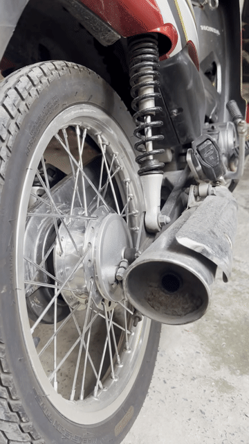 Honda Wave S100 2007 màu Đỏ. Mua bán Xe máy tại Thành phố Thủ Đức Tp Hồ Chí Minh được đăng bởi Minh Nhuận hình 1