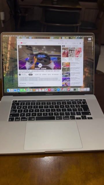 MacBook Pro 16" 2019 Silver - i7/16G/512G. Mua bán Laptop tại Quận Tân Phú Tp Hồ Chí Minh được đăng bởi Thien An hình 1