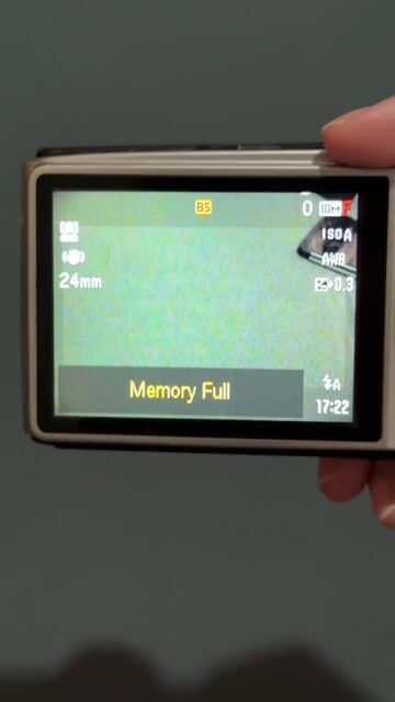 Máy ảnh Casio Exilim Bạc. Mua bán Máy ảnh, Máy quay tại Huyện Chợ Lách Bến Tre được đăng bởi Nhân Long hình 1