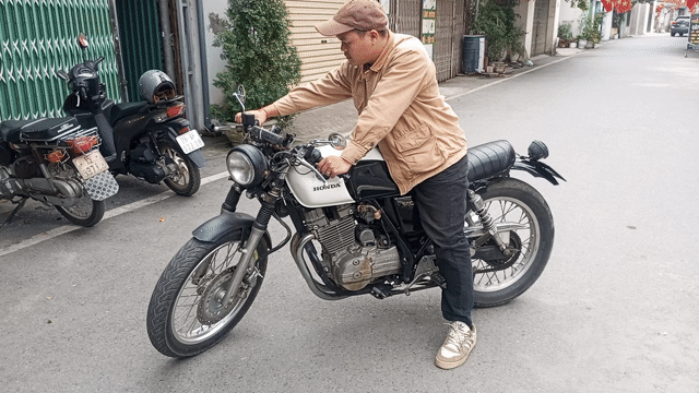 Honda GB 250 Trắng đen 500 km. Mua bán Xe máy tại Huyện Đan Phượng Hà Nội được đăng bởi THAN CON NGY hình 1