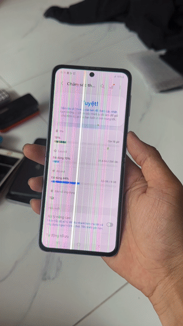 Samsung Galaxy Z Flip 3 256GB Đen sọc màn. Mua bán Điện thoại tại Thành phố Thủ Dầu Một Bình Dương được đăng bởi LUZY 249 hình 1