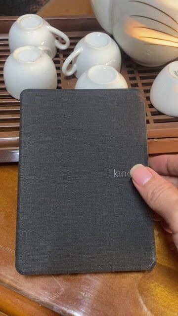 Máy đọc sách Kindle basic 2020 8gb trắng muốt. Mua bán Máy tính bảng tại Quận 10 Tp Hồ Chí Minh được đăng bởi Hào Nam Audio  hình 1