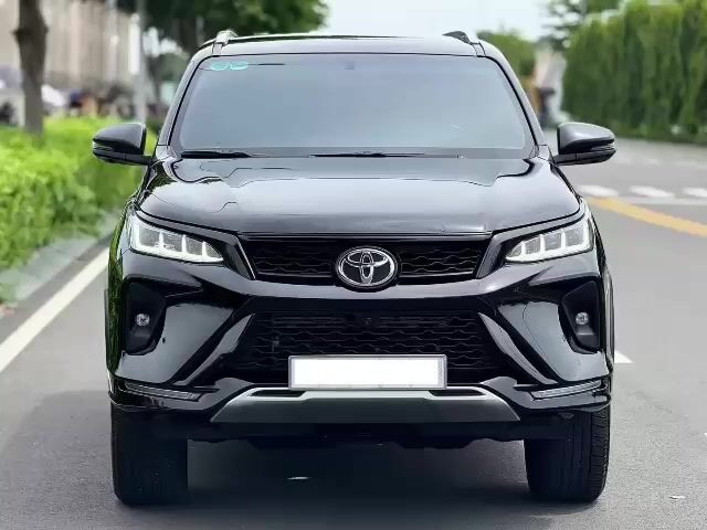 Toyota Fortuner Legender 2025 2.4L 4x2 AT. Mua bán Ô tô tại Thành phố Thủ Đức Tp Hồ Chí Minh được đăng bởi Đức Tứ Bánh hình 1