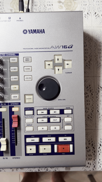Mixer Yamaha AW16G Like New Xám. Mua bán Tivi, Âm thanh tại Quận Gò Vấp Tp Hồ Chí Minh được đăng bởi Nguyễn thanh Tùng hình 1