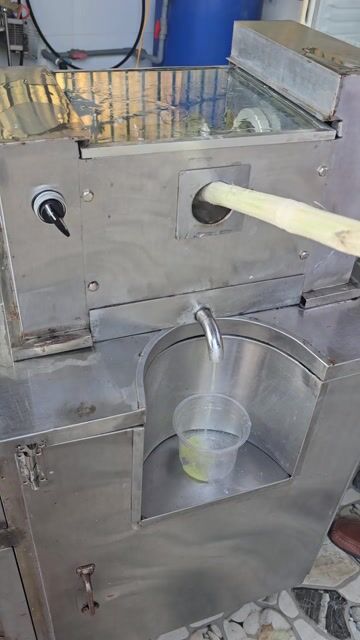 Máy ép nước mía siêu sạch. ép kiệt. Mua bán Đồ chuyên dụng, Giống nuôi trồng tại Thành phố Pleiku Gia Lai được đăng bởi  Liênphan hình 1