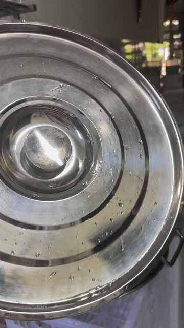 Nồi công nghiệp Inox 50 lít nấu vài lần còn mới. Mua bán Dụng cụ nhà bếp tại Quận Liên Chiểu Đà Nẵng được đăng bởi Kim Hương hình 1