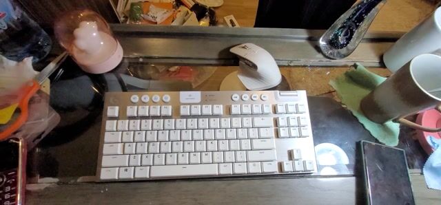 Bàn phím Logitech 913 TKL Trắng. Mua bán Phụ kiện (Màn hình, Chuột...) tại Thành phố Thủ Đức Tp Hồ Chí Minh được đăng bởi Âu Minh Huy hình 1