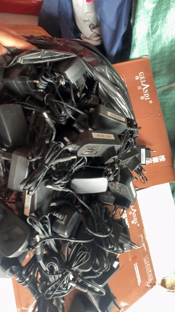 Bộ chuyển đổi nguồn VNT-12V1500-B1-01. Mua bán Phụ kiện (Màn hình, Chuột...) tại Thành phố Thủ Đức Tp Hồ Chí Minh được đăng bởi Gia Han hình 1