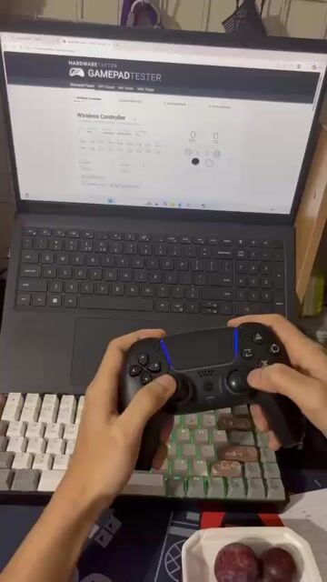 Tay cầm chơi game P4Plus T28 Đen. Mua bán Thiết bị chơi game tại Quận Hai Bà Trưng Hà Nội được đăng bởi Vũ  hình 1