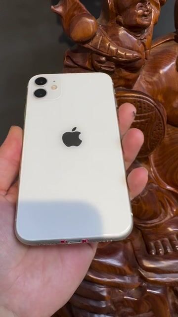 iPhone 11-64GB Trắng-pin100-Zin-đủ chức năng. Mua bán Điện thoại tại Quận Long Biên Hà Nội được đăng bởi ADAYROI ĐIỆN THOẠI RUBY  hình 1