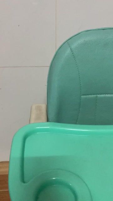 THANH LÝ GHẾ ĂN DẶM CHO BÉ