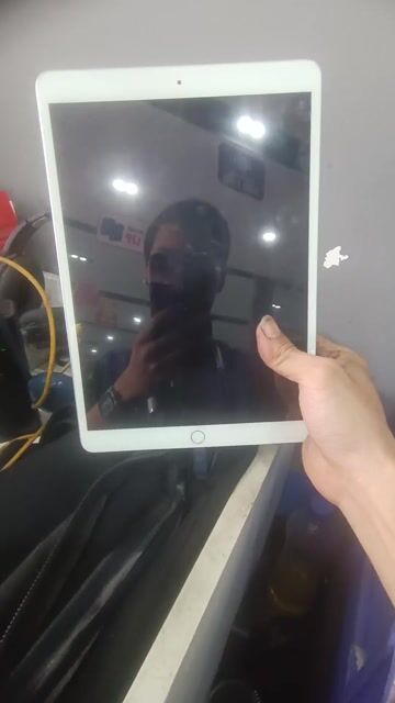 Ipad Air 3 64gb + 4G Q.Tế. Bao Zin. Full c.năng. Mua bán Máy tính bảng tại Quận Gò Vấp Tp Hồ Chí Minh được đăng bởi Nguyễn Dương hình 1