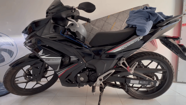 Honda Winner V3 Đen 2023 20.000km. Mua bán Xe máy tại Quận Ninh Kiều Cần Thơ được đăng bởi Phúc Phương hình 1