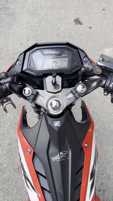 Honda Sonic 150R 2019 Trắng đỏ Hati zin êm. Mua bán Xe máy tại Thành phố Long Xuyên An Giang được đăng bởi khải phan hình 1
