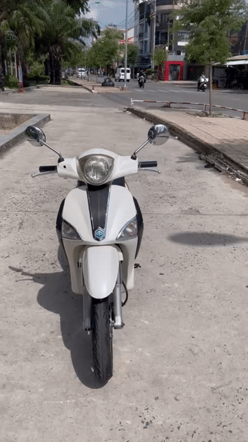 Piaggio Liberty Fi Trắng chính chủ. Mua bán Xe máy tại Quận Bình Thạnh Tp Hồ Chí Minh được đăng bởi văn vũ hình 1