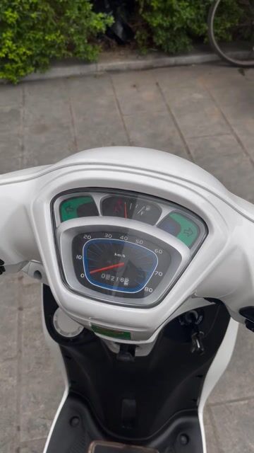 Kymco Candy 50cc 2022 Trắng. Mua bán Xe máy tại Quận Cầu Giấy Hà Nội được đăng bởi Anh Khoa hình 1