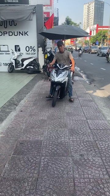 Honda Vario 150 2019 Bạc Tự động. Mua bán Xe máy tại Quận Phú Nhuận Tp Hồ Chí Minh được đăng bởi Hung Nguyên hình 1