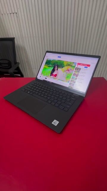 Dell 7410 I5 10310u Ram 16G SSD 256G 14"FHD IPS