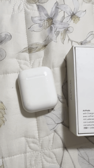 Tai nghe không dây Apple AirPods 2. Mua bán Tivi, Âm thanh tại Thành phố Thủ Đức Tp Hồ Chí Minh được đăng bởi Nguyen Tuan Anh hình 1