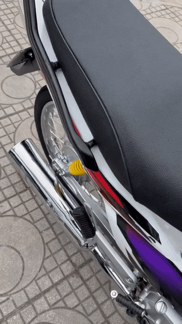 Honda Wave ZX Trắng. Mua bán Xe máy tại Quận Hoàng Mai Hà Nội được đăng bởi Linh Tieu Dinh hình 1