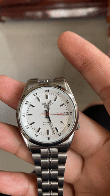 Đồng hồ Seiko 5 Automatic Kim loại Bạc. Mua bán Đồng hồ tại Quận 7 Tp Hồ Chí Minh được đăng bởi Long hình 1