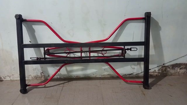 Khung võng sắt dày cao cấp, ru ngủ 3 con vẫn zin