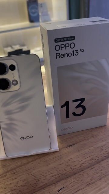 OPPO RENO 13 (5G) 12/256 CHÍNH HÃNG CBH 4/2027. Mua bán Điện thoại tại Quận Ninh Kiều Cần Thơ được đăng bởi shop một chín tám tám hình 1