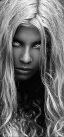 Aleksandra Aleksis by Salseros Photography 