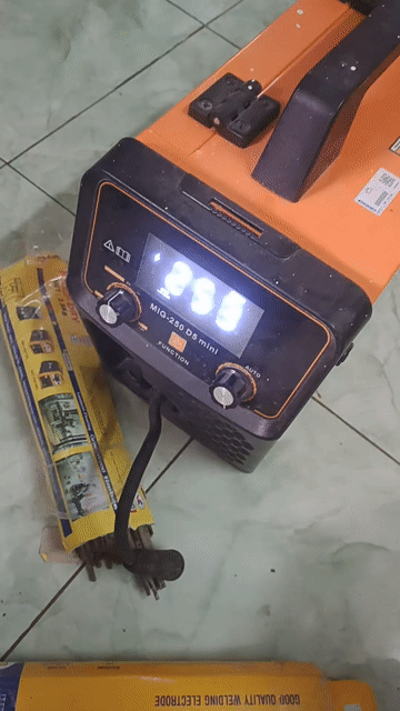 Máy hàn EDon Cam Đã sử dụng. Mua bán Đồ chuyên dụng, Giống nuôi trồng tại Thành phố Sa Đéc Đồng Tháp được đăng bởi Lâm Ngô hình 1