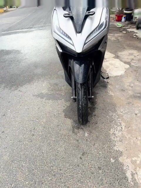 Honda Vario 2021 màu Bạc. Mua bán Xe máy tại Huyện Phong Điền Cần Thơ được đăng bởi Thanh Dang Hoang hình 1