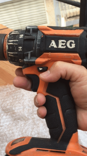 Máy khoan AEG 18v3CN ko than. Mua bán Đồ chuyên dụng, Giống nuôi trồng tại Quận 4 Tp Hồ Chí Minh được đăng bởi lê hải thần hình 1