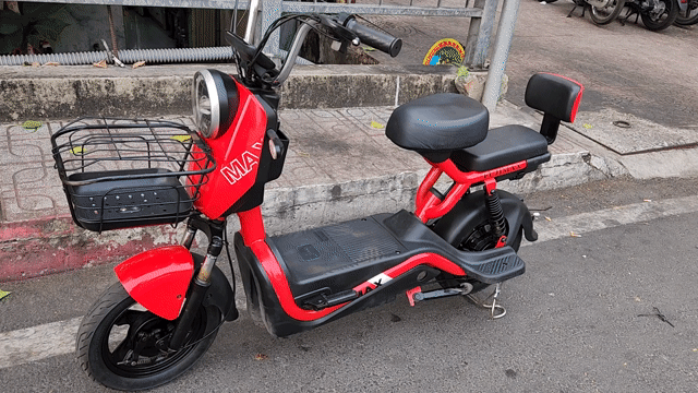 Xe đạp điện EBIKE 4 bình mới 48v xe mới tinh. Mua bán Xe đạp tại Quận Bình Thạnh Tp Hồ Chí Minh được đăng bởi Quách khải tuấn hình 1