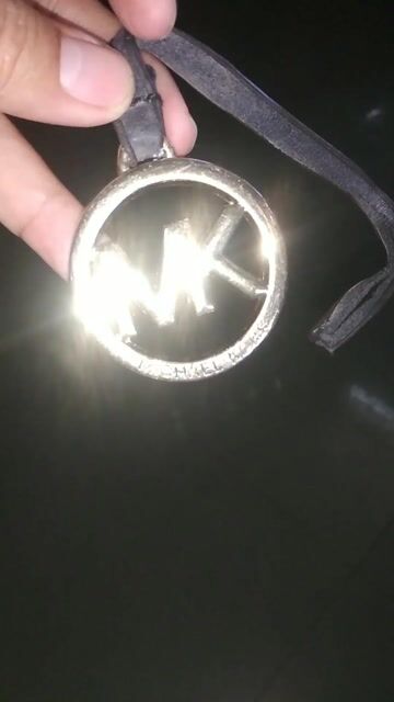🇺🇲 Đồ sưu tầm Tag tròn mạ vàng hãng Micheal Kors. Mua bán Sở thích khác tại Quận Ninh Kiều Cần Thơ được đăng bởi Shop Tứ Quí hình 1