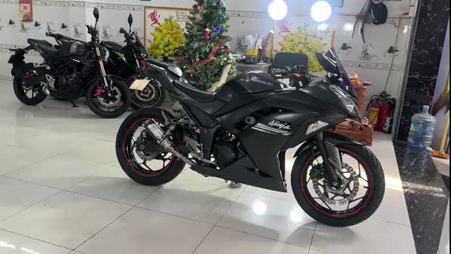 Kawasaki Ninja 300 2017 cần bán hoặc giao lưu. Mua bán Xe máy tại Huyện Bình Chánh Tp Hồ Chí Minh được đăng bởi Hoán Nguyễn hình 1