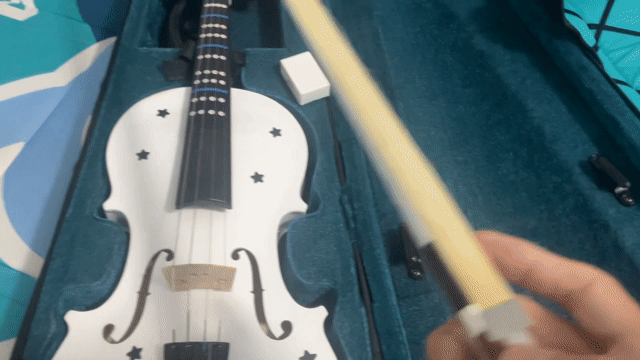 Đàn Violin Trắng Nhựa Đã qua sử dụng. Mua bán Nhạc cụ tại Huyện Đầm Dơi Cà Mau được đăng bởi Anh Tus hình 1