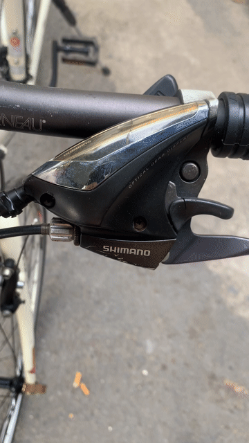 Xe đạp thể thao Louis Garneau Trắng kem. Mua bán Xe đạp tại Quận Gò Vấp Tp Hồ Chí Minh được đăng bởi Nguyễn thanh khiết hình 1