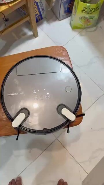 Robot hút bụi Toshiba Tự đổ rác. Mua bán Thiết bị vệ sinh, nhà tắm tại Quận Bình Thuỷ Cần Thơ được đăng bởi Trần minh Đức trí hình 1